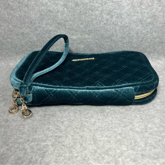 Bagsmart Velvet Jewelry Organizer Travel Bag Quilted Teal Wristlet Gold Hardware - Picture 3 of 15
